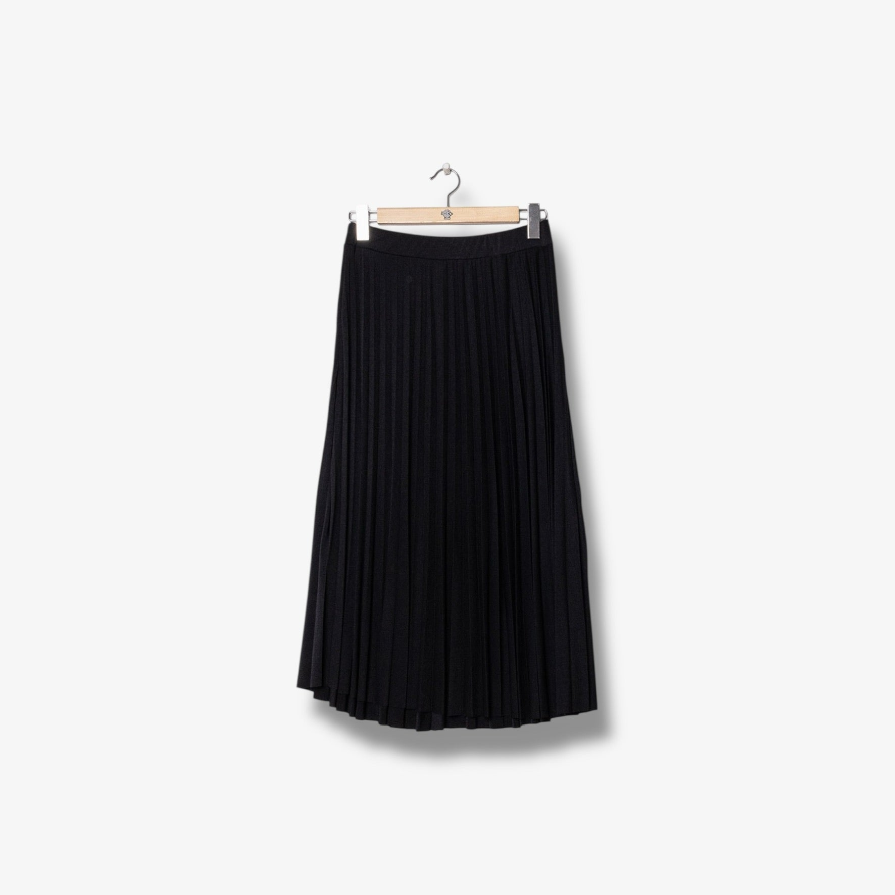 Saia Midi Plissada (Preto) | Talita