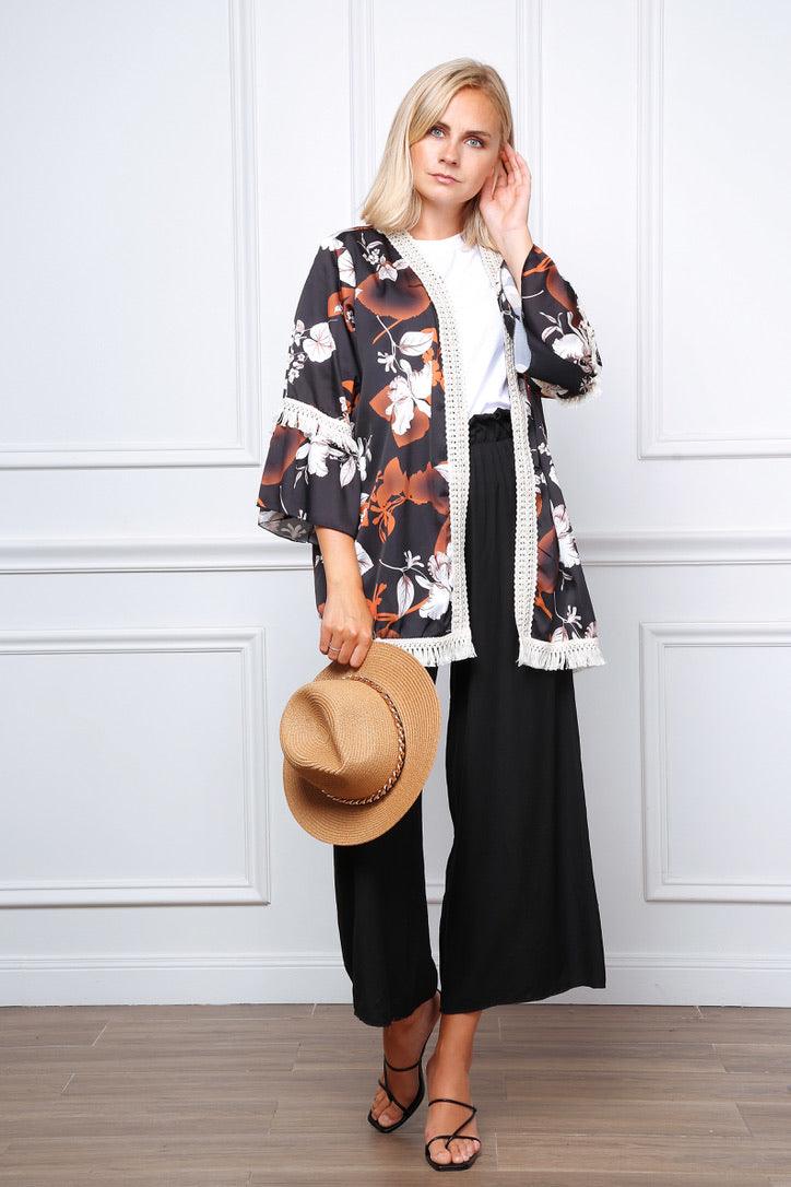 Quimono Floreal Com Franjas (preto) - Grine Store | Bijuterias
