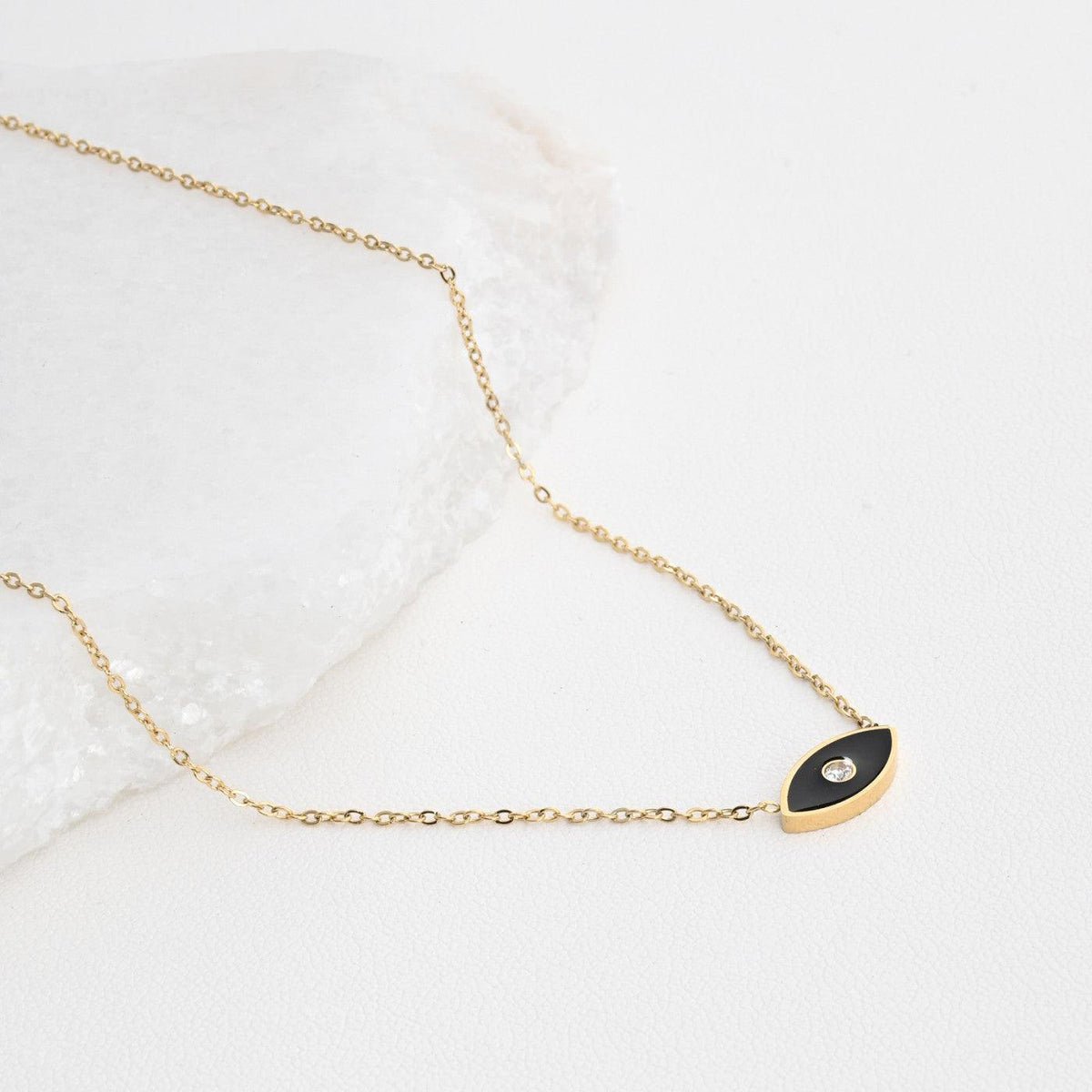 Tendências de bijuteria minimalista