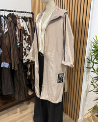 Parka (impermeável) Fina Com Capuz