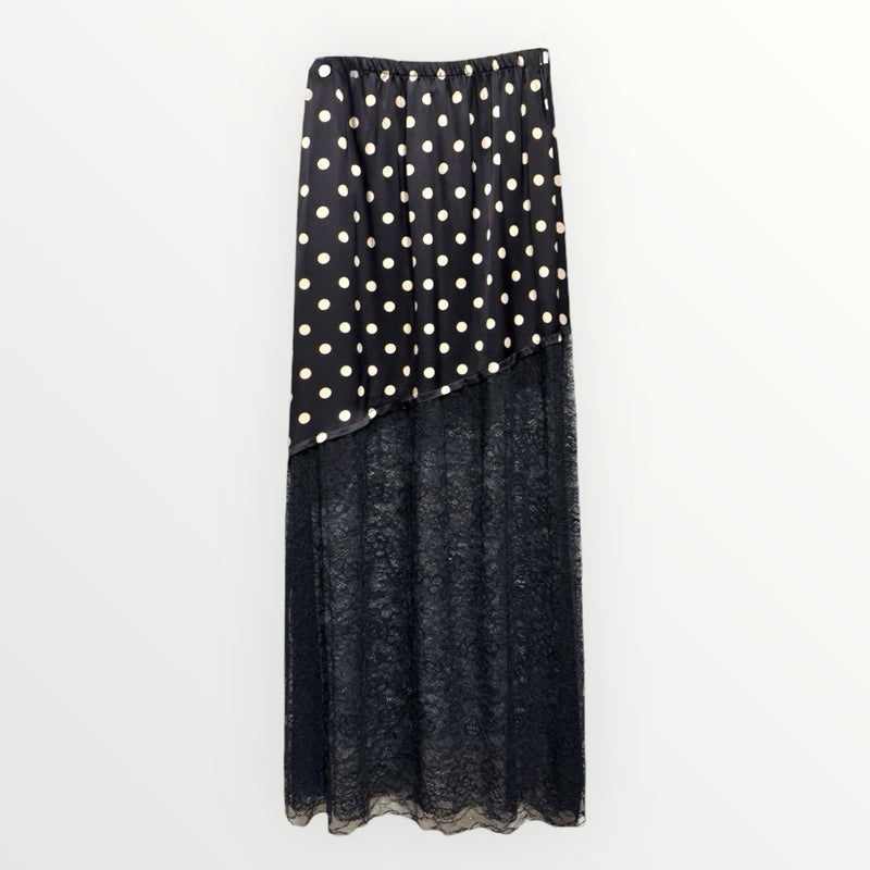 Saia Comprida Bolas e Renda