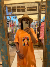 Vestido Laranja Frida Kahlo