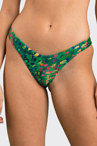 Bottom Biquíni Wilds Highleg Verde detalhe - Rio de Sol | GRINE
