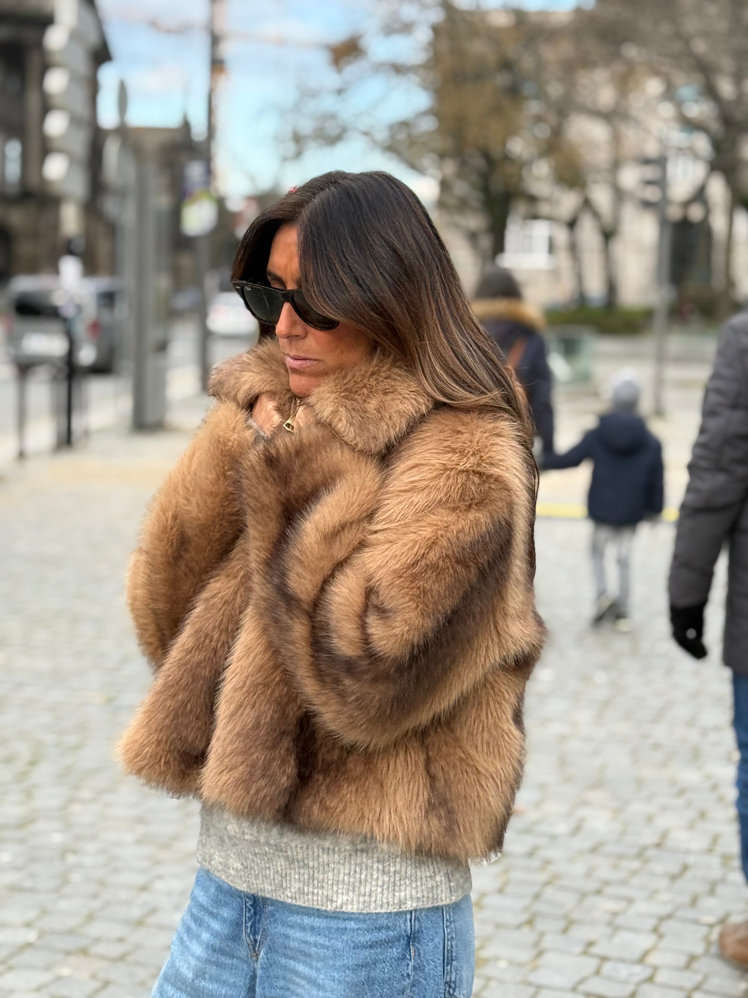 Casaco de Pêlo Fecho | Lulu