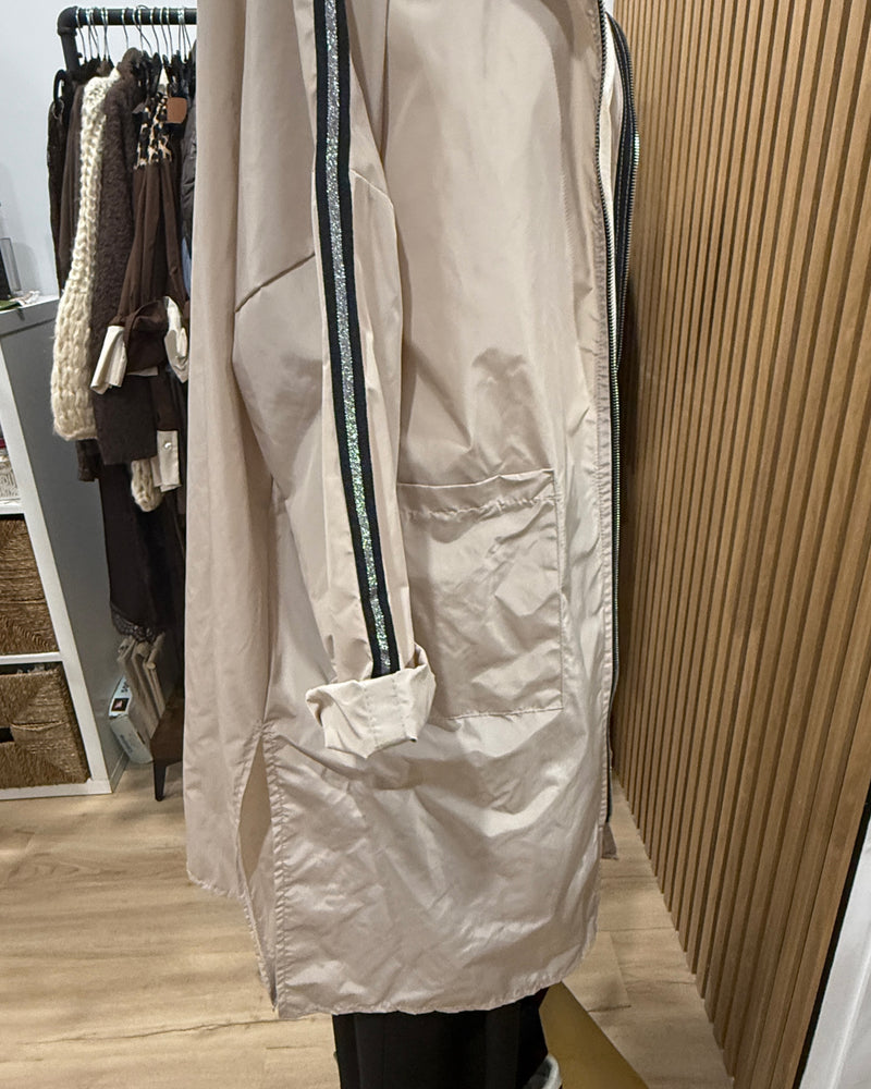 Parka (impermeável) Fina Com Capuz