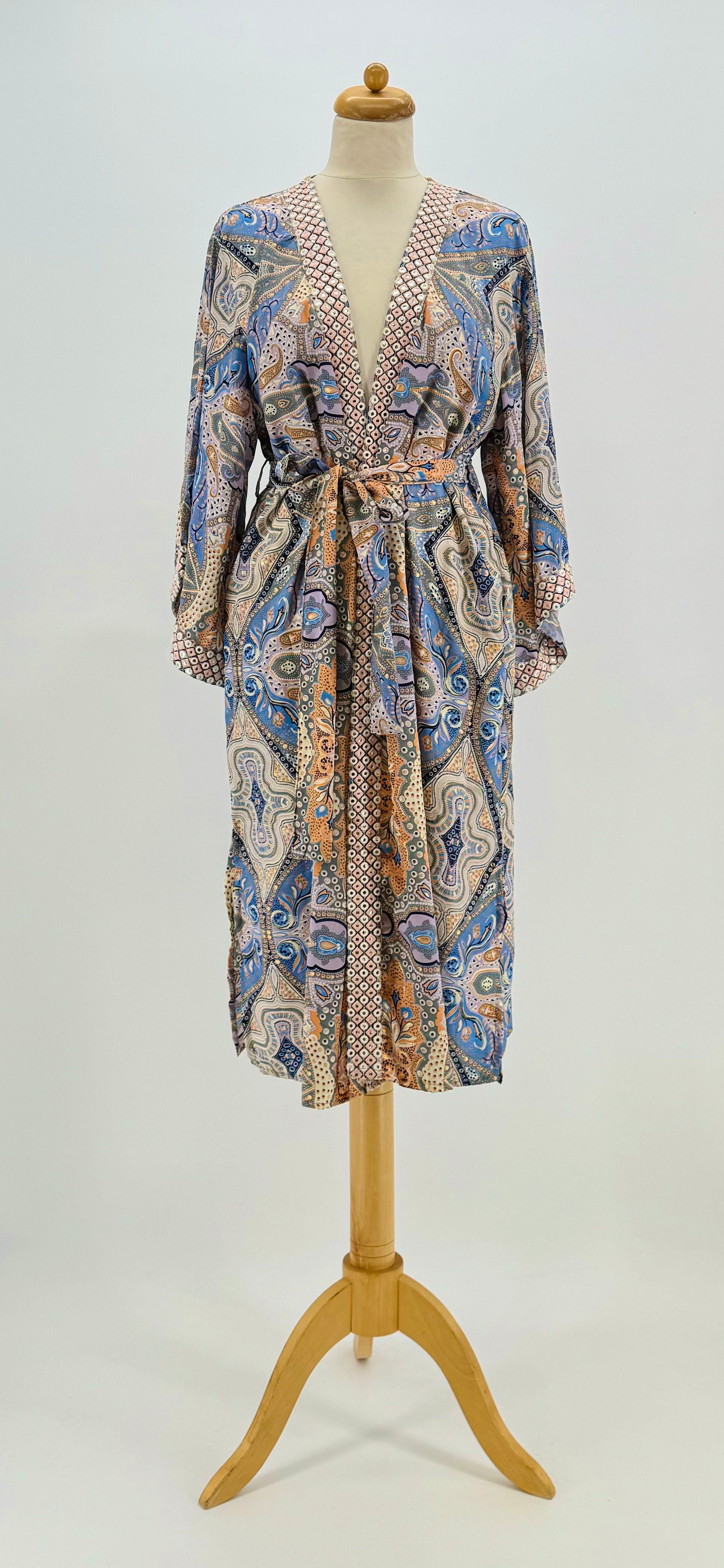 Kimono Seda Bordado | Laranja