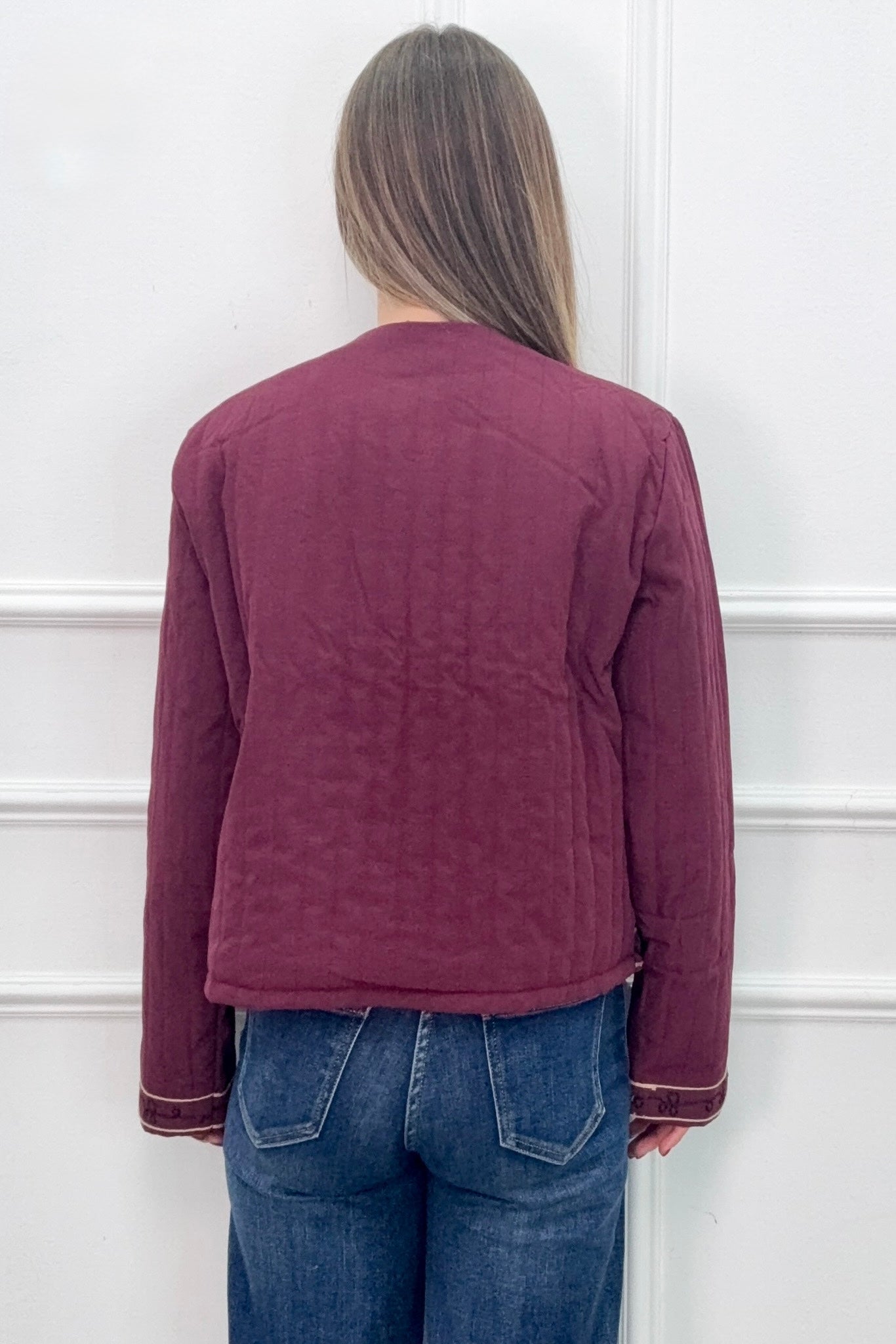 Casaco acolchoado e bordado | Lisa