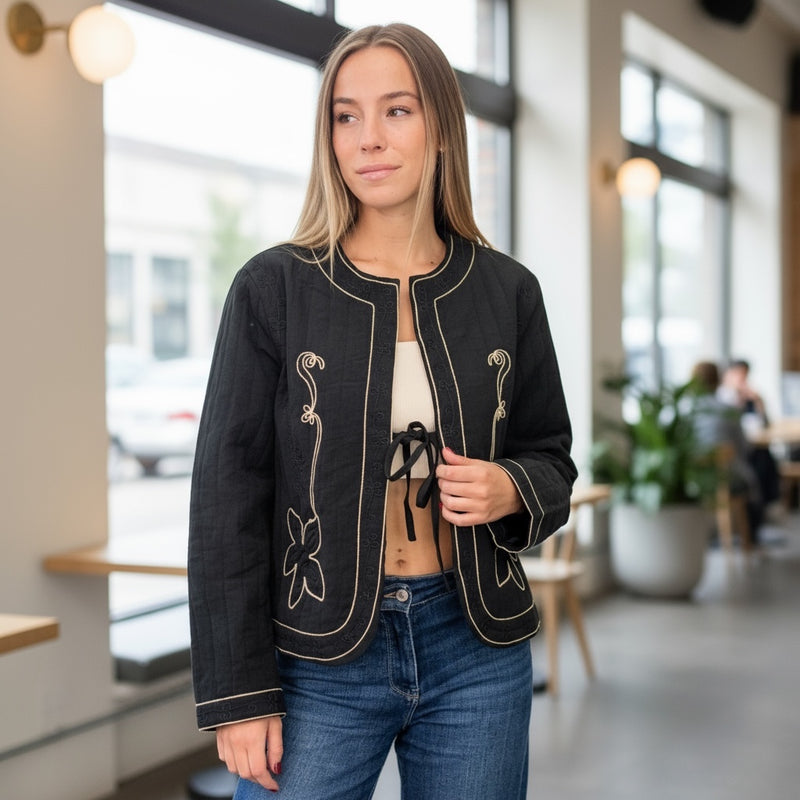 Casaco acolchoado e bordado | Lisa