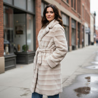 Casaco comprido de Pêlo Bege | Ingrid