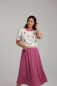 Blusa Malha Manga Curta Morangos | Bordado