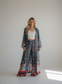 Kimono Cinzento Floral | Comprido Fluido