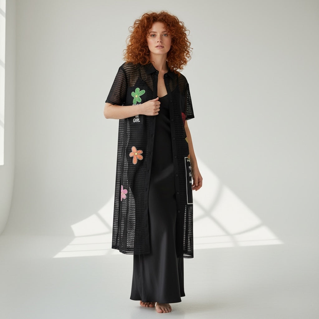 Vestido Camiseiro Preto Comprido em Rede com Pérolas