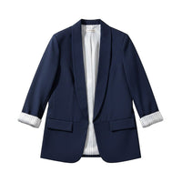 Blazer aberto GRINE azul marinho com forro de riscas finas pretas e brancas, corte fluido e elegante.