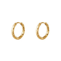 Brincos argolas GRINE em aço inoxidável dourado com detalhes texturizados delicados, design elegante e nickel free.