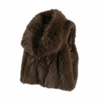 Colete de pêlo castanho GRINE, elegante e quente, ideal para um visual sofisticado de inverno.