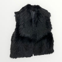 Colete de pêlo sintético preto GRINE com gola larga, ideal para um look sofisticado e quente.