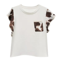 GRINE white cotton t-shirt with short sleeves, cow print pocket and ruffled sleeves with lace trim.