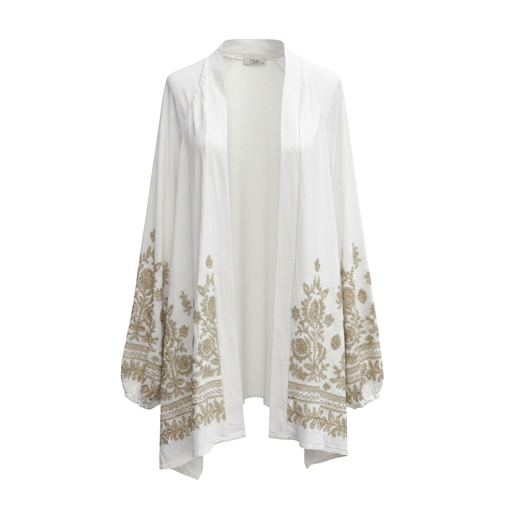 GRINE Kimono branco e preto com bordados dourados nas mangas e aberturas laterais. Estilo boho chic.
