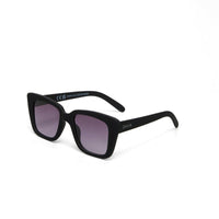 Óculos de sol GRINE OKKIA ELBA pretos com armação em acetato e lentes degradé polarizadas com proteção UV400