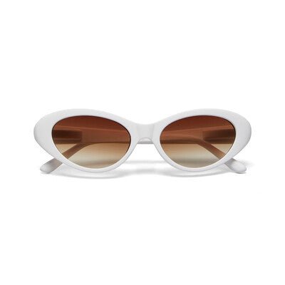 Óculos de sol GRINE OKKIA LINA cat eye em acetato branco com lentes castanhas degradé polarizadas