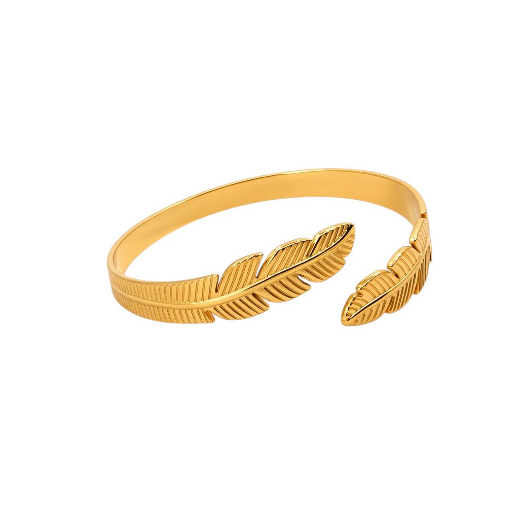 Pulseira GRINE Leaves ajustável em aço inoxidável dourado com detalhe de folhas gravadas em design aberto