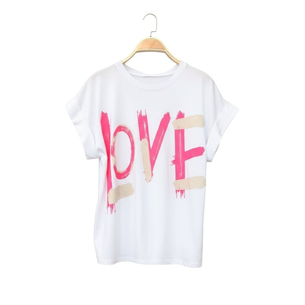 T-shirt branca de algodão GRINE com estampado gráfico LOVE em tons rosa e bege, manga curta e corte direito