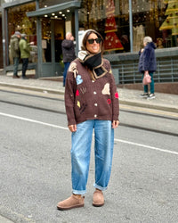 SUDADERA DE PUNTO CAMEL ESTRELLAS | NALA