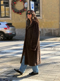 Casaco comprido de Pêlo Castanho | Astrid