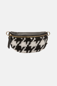 Bolsa de Couro Tiracolo (Preto) | Marlowe