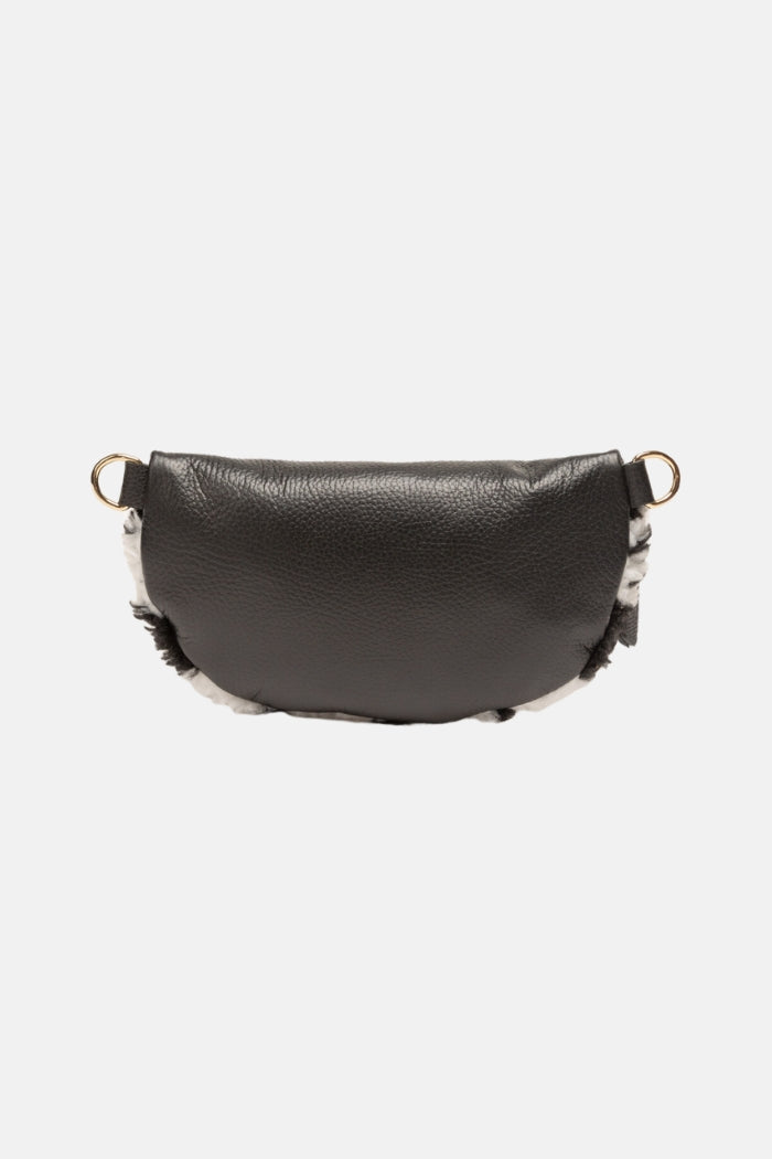 Bolsa de Couro Tiracolo (Preto) | Marlowe